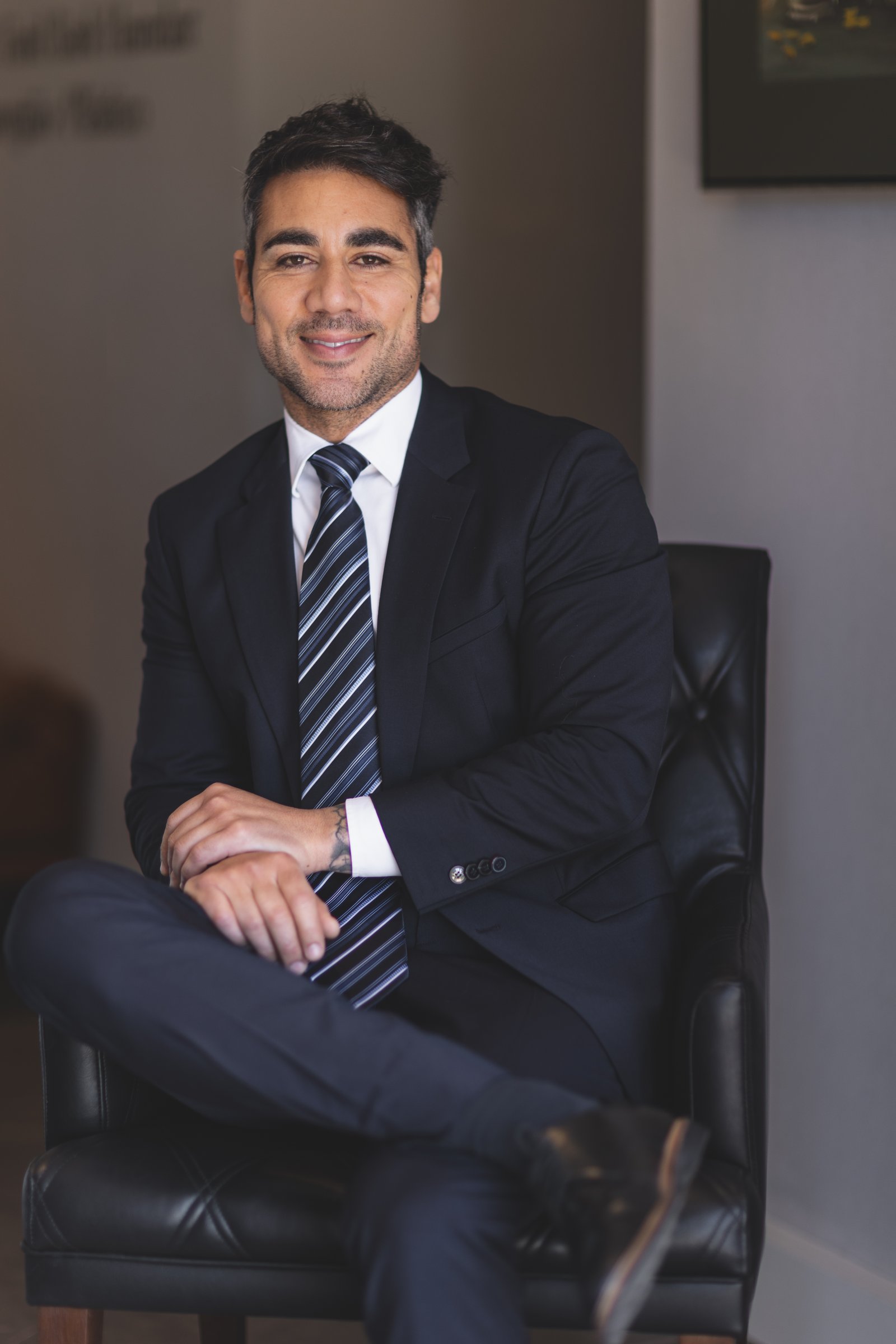 Dr. Farid Bark Hamdar